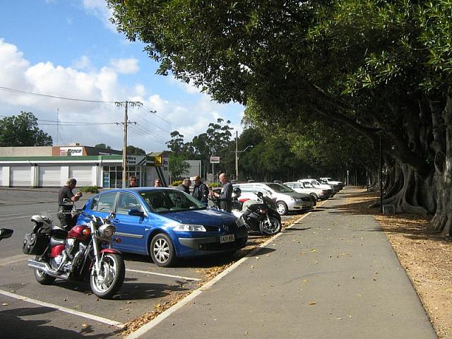 Photo courtesy of Sue (she is the one driving the blue car as her bike is in the shop!)